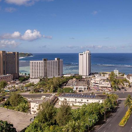 טומון The Bayview Hotel Guam מראה חיצוני תמונה