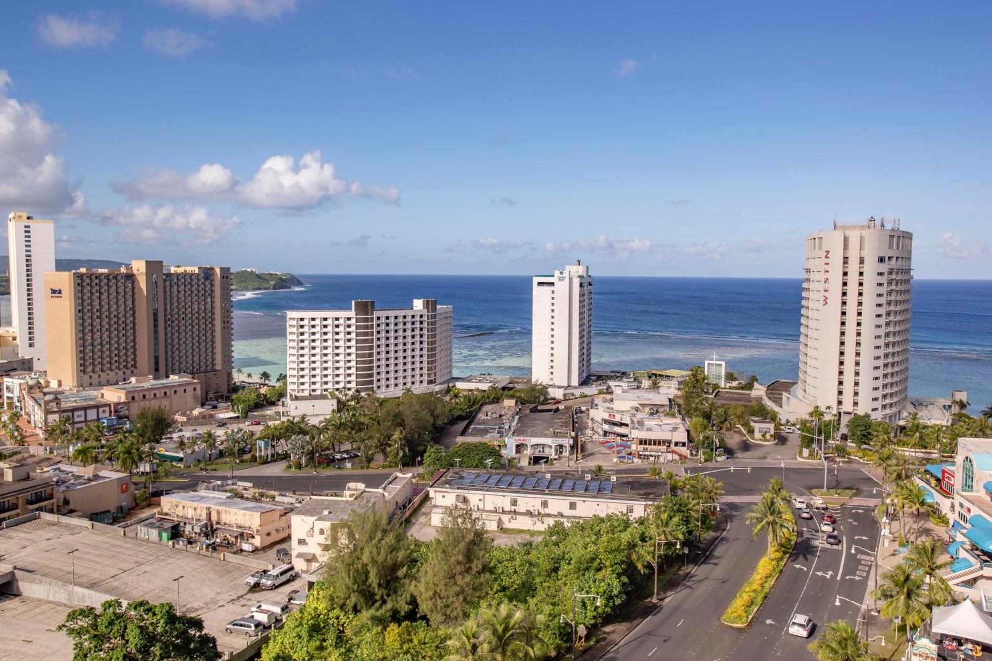טומון The Bayview Hotel Guam מראה חיצוני תמונה