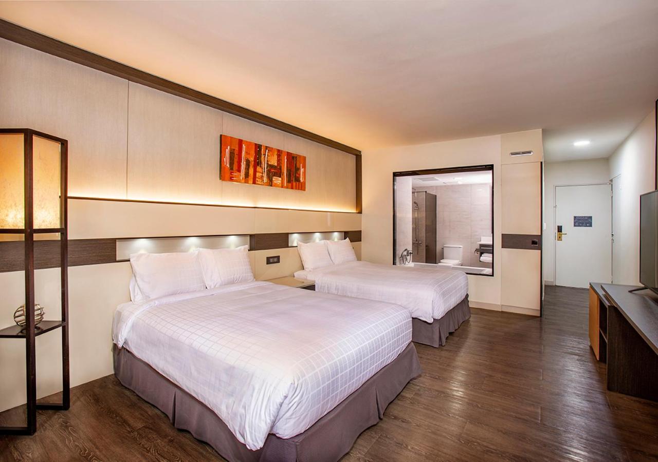 טומון The Bayview Hotel Guam מראה חיצוני תמונה