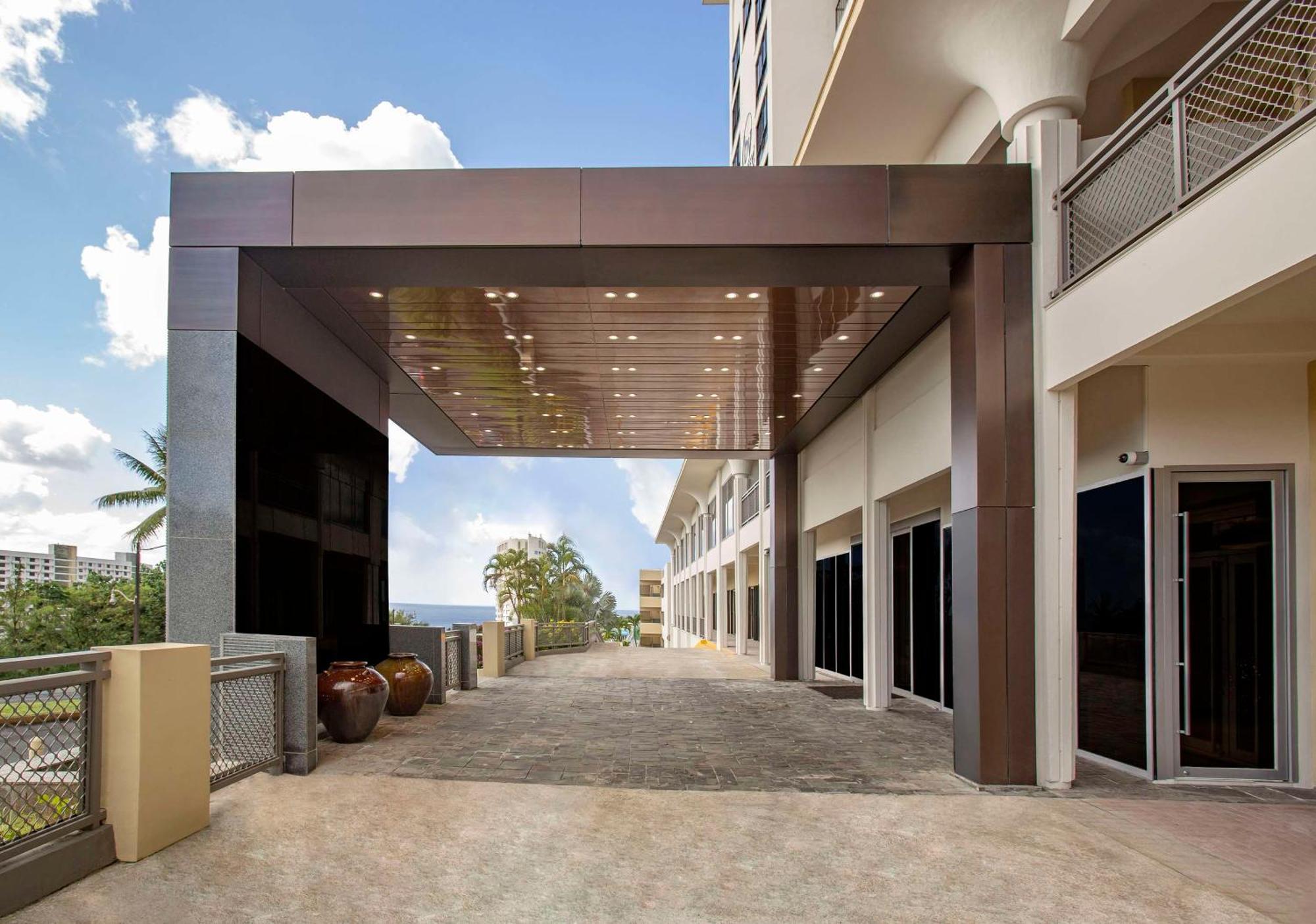 טומון The Bayview Hotel Guam מראה חיצוני תמונה