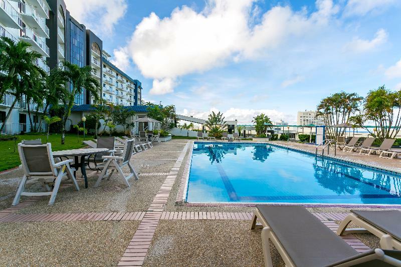 טומון The Bayview Hotel Guam מראה חיצוני תמונה